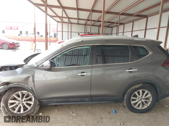 2018 Nissan Rogue SV with VIN 5N1AT2MT0JC762767, listed as a IAAI auction lot 41625813 with 56,766 mi miles and . Bid and sale history available at carsss.com. Image 14.