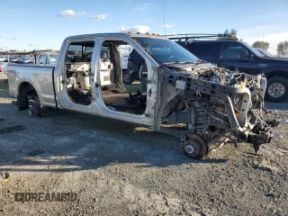 2018 Ford F-350 XL z VIN 1FT8W3BT8JEB00023, wystawiony jako Copart lot #47598545 z przebiegiem 55 346 mil mil oraz Nie do naprawy • Non repairable. Historia ofert i sprzedaży dostępna na DreamBid. Obrazek 4.