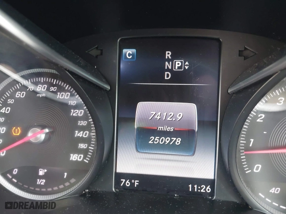 2015 Mercedes-Benz C-Class C 300 with VIN 55SWF4JB5FU050157, listed as a IAAI auction lot 41514767 with 250,978 mi miles. Bid and sale history available at carsss.com. Image 15.