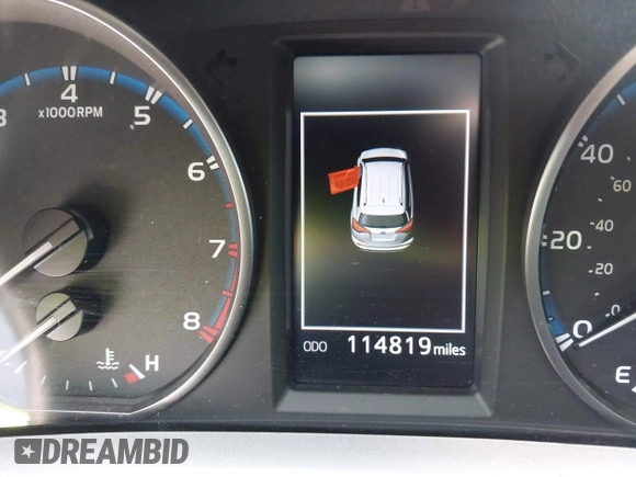 2018 Toyota RAV4 XLE с VIN JTMWFREV3JD121908, выставлен на аукционе IAAI как лот 42140675 с пробегом 114 819 миль миль и . История ставок и продаж доступна на DreamBid. Изображение 15.