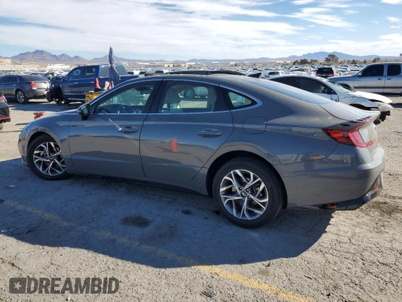 2023 Hyundai Sonata SEL z VIN KMHL14JA3PA272017, wystawiony jako Copart lot #46480155 z przebiegiem 84 460 mil mil oraz Szkody całkowita. Historia ofert i sprzedaży dostępna na DreamBid. Obrazek 2.