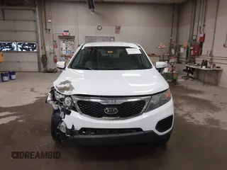 2011 Kia Sorento LX with VIN 5XYKTCA14BG007524, listed as a IAAI auction lot 41251094 with 150,053 mi miles. Bid and sale history available at carsss.com. Image 13.