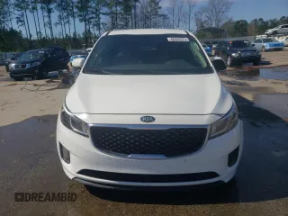 2017 Kia Sedona LX with VIN KNDMB5C18H6331057, listed as a Copart auction lot 46455575 with 93,106 mi miles and Salvage Title. Bid and sale history available at carsss.com. Image 5.