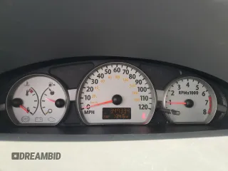 2004 Saturn ION ION 3 z VIN 1G8AL52F84Z147690, wystawiony jako Copart lot #48863005 z przebiegiem 349 334 mil mil oraz Nie do naprawy • Non repairable. Historia ofert i sprzedaży dostępna na DreamBid. Obrazek 9.