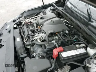 2020 Toyota Camry SE z VIN 4T1G11AK7LU943920, wystawiony jako IAAI lot #43352053 z przebiegiem 99 718 mil mil oraz . Historia ofert i sprzedaży dostępna na DreamBid. Obrazek 23.