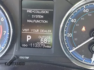 2018 Toyota Corolla L с VIN 5YFBURHEXJP845530, выставлен на аукционе IAAI как лот 42184549 с пробегом 113 379 миль миль и . История ставок и продаж доступна на DreamBid. Изображение 7.