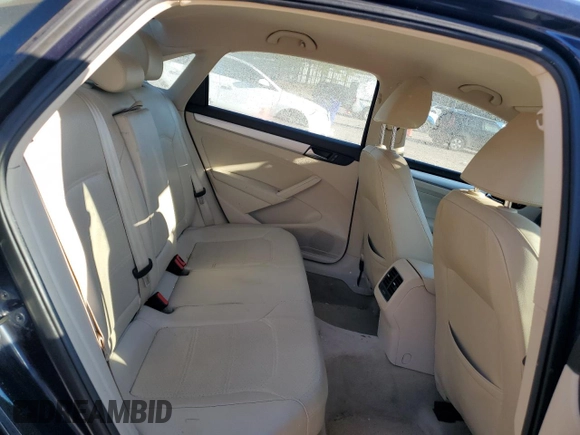2013 Volkswagen Passat SE with VIN 1VWBH7A36DC002582, listed as a Copart auction lot 45982575 with 116,893 mi miles and Clean Title. Bid and sale history available at carsss.com. Image 10.