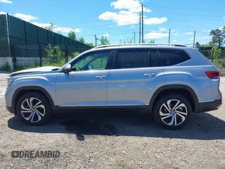 2023 Volkswagen Atlas SEL z VIN 1V2BR2CA2PC510744, wystawiony jako IAAI lot #42292142 z przebiegiem 20 612 mil mil oraz . Historia ofert i sprzedaży dostępna na DreamBid. Obrazek 14.