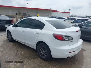 2013 Mazda Mazda3 i Sport with VIN JM1BL1U70D1776657, listed as a IAAI auction lot 42131274 with 133,362 mi miles. Bid and sale history available at carsss.com. Image 3.