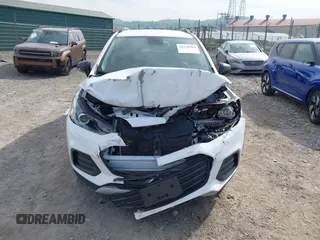 2020 Chevrolet Trax LT z VIN 3GNCJPSB1LL232882, wystawiony jako IAAI lot #42230988 z przebiegiem 48 943 mil mil oraz . Historia ofert i sprzedaży dostępna na DreamBid. Obrazek 13.