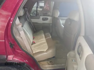 1999 Chevrolet Blazer Trailblazer z VIN 1GNDT13W4X2187490, wystawiony jako IAAI lot #41966073 z przebiegiem 187 604 mil mil oraz . Historia ofert i sprzedaży dostępna na DreamBid. Obrazek 8.