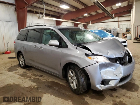 2012 Toyota Sienna LE AAS с VIN 5TDKK3DC6CS180529, выставлен на аукционе Copart как лот 55704195 с пробегом 140 470 миль миль и Чистый • Clean title. История ставок и продаж доступна на DreamBid. Изображение 4.