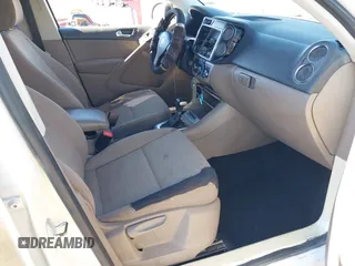 2010 Volkswagen Tiguan with VIN WVGAV9AX1AW513306, listed as a IAAI auction lot 41626072 with 162,086 mi miles and . Bid and sale history available at DreamBid. Image 5.