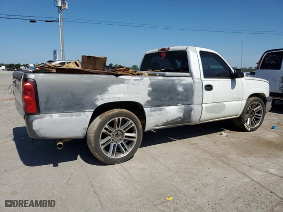 2003 Chevrolet Silverado 1500 Work Truck with VIN 1GCEC14X45Z194724, listed as a Copart auction lot 64786374 with NaN miles and Salvage Title. Bid and sale history available at carsss.com. Image 3.