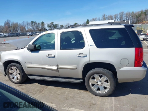 2009 GMC Yukon SLT 4SB with VIN 1GKFK33089R168984, listed as a IAAI auction lot 41863772 with 316,967 mi miles and . Bid and sale history available at DreamBid. Image 14.