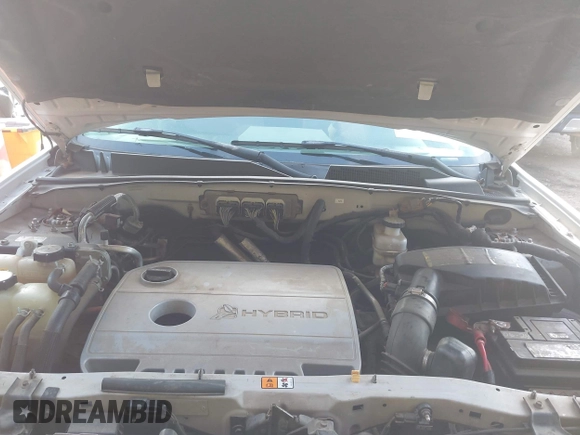 2009 Ford Escape Hybrid with VIN 1FMCU49399KC19803, listed as a IAAI auction lot 42004776 with 163,353 mi miles and . Bid and sale history available at DreamBid. Image 10.