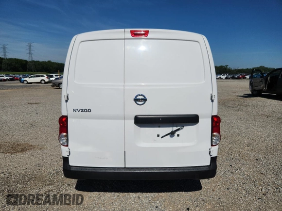 2017 Nissan NV200 S with VIN 3N6CM0KN2HK700484, listed as a Copart auction lot 63396345 with 90,197 mi miles and Clean title. Bid and sale history available at DreamBid. Image 6.