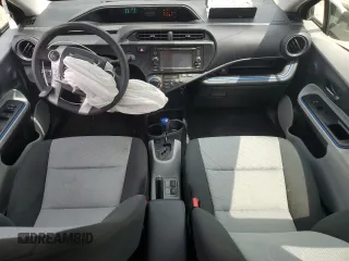 2013 Toyota Prius One with VIN JTDKDTB31D1550250, listed as a Copart auction lot 54205765 with 178,802 mi miles and Non Repairable. Bid and sale history available at DreamBid. Image 8.