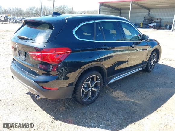 2018 BMW X1 sDrive28i with VIN WBXHU7C32J5L08316, listed as a IAAI auction lot 41647076 with 46,184 mi miles. Bid and sale history available at carsss.com. Image 4.