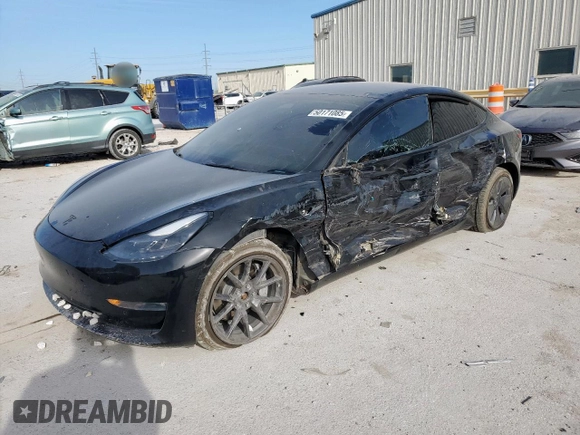 2022 Tesla Model 3 Long Range z VIN 5YJ3E1EBXNF229342, wystawiony jako Copart lot #50171085 z przebiegiem 66 009 mil mil oraz Szkoda całkowita • Salvage title. Historia ofert i sprzedaży dostępna na DreamBid. Obrazek 1.