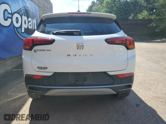 2024 Buick Encore GX Preferred z VIN KL4AMCSL3RB196321, wystawiony jako Copart lot #62962145 z przebiegiem 17 810 mil mil oraz Czysty tytuł • Clean title. Historia ofert i sprzedaży dostępna na DreamBid. Obrazek 6.