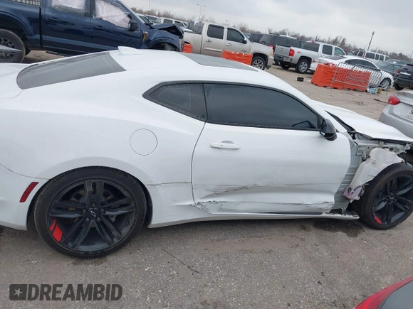 2022 Chevrolet Camaro 2LT with VIN 1G1FD1RS9N0124017, listed as a IAAI auction lot 41512484 with 6,991 mi miles. Bid and sale history available at carsss.com. Image 14.
