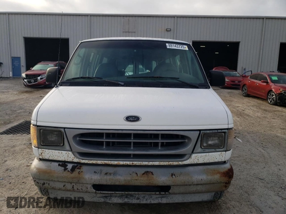 2002 Ford Econoline Passenger XL с VIN 1FMRE11272HB81824, выставлен на аукционе Copart как лот 89143725 с пробегом 376 224 миль миль и Чистый • Clean title. История ставок и продаж доступна на DreamBid. Изображение 5.