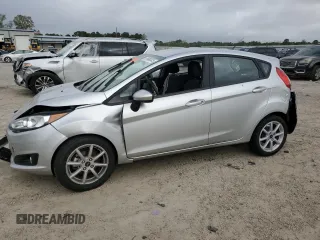 2019 Ford Fiesta SE z VIN 3FADP4EJ1KM124533, wystawiony jako Copart lot #51490345 z przebiegiem 35 019 mil mil oraz Szkoda całkowita • Salvage title. Historia ofert i sprzedaży dostępna na DreamBid. Obrazek 1.