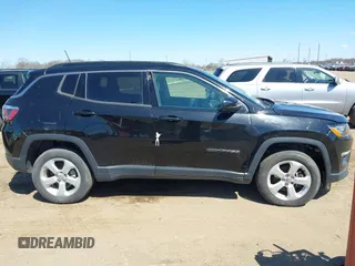 2018 Jeep Compass Latitude with VIN 3C4NJDBB6JT101024, listed as a IAAI auction lot 42061228 with 48,771 mi miles. Bid and sale history available at carsss.com. Image 13.