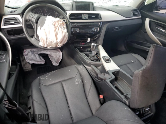 2017 BMW 3 Series 320i with VIN WBA8E1G37HNU18934, listed as a Copart auction lot 78614524 with 63,445 mi miles and Non Repairable. Bid and sale history available at DreamBid. Image 8.