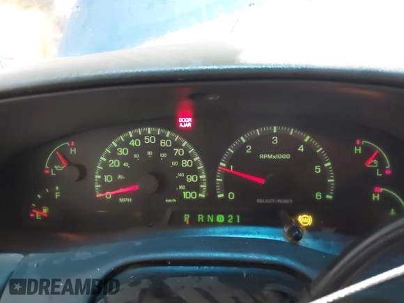 2000 Ford F-150 XL z VIN 1FTRX18L7YKB27657, wystawiony jako IAAI lot #42262373 z przebiegiem Nie podano mil oraz . Historia ofert i sprzedaży dostępna na DreamBid. Obrazek 7.