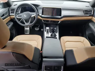 2024 Volkswagen Atlas SEL R-Line with VIN 1V2AE2CA3RC263552, listed as a Copart auction lot 43369105 with 1,036 mi miles and Salvage title. Bid and sale history available at DreamBid. Image 8.