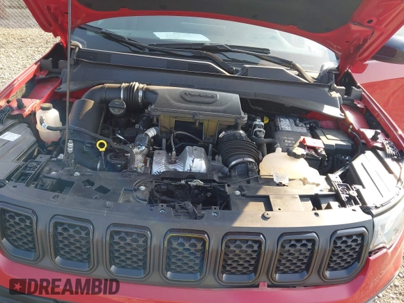 2024 Jeep Compass Latitude with VIN 3C4NJDBN8RT592122, listed as a IAAI auction lot 42375753 with 8,187 mi miles and . Bid and sale history available at DreamBid. Image 10.