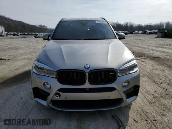 2017 BMW X5 M z VIN 5YMKT6C34H0U39360, wystawiony jako Copart lot #43139273 z przebiegiem 73 713 mil mil oraz . Historia ofert i sprzedaży dostępna na DreamBid. Obrazek 5.