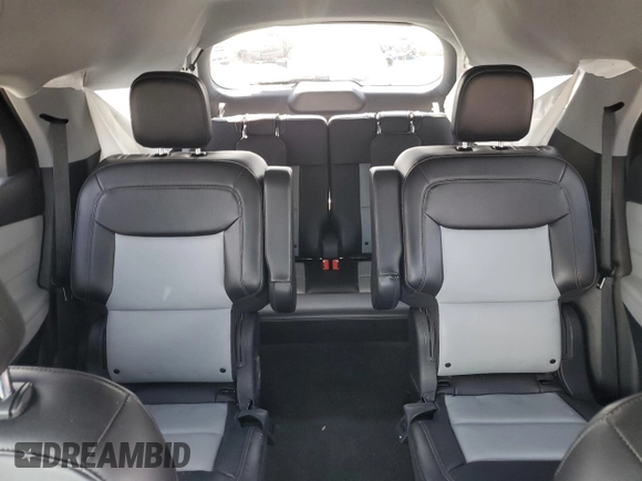 2023 Ford Explorer XLT с VIN 1FMSK8DHXPGA65341, выставлен на аукционе Copart как лот 61634435 с пробегом 32 455 миль миль и Списание • Salvage title. История ставок и продаж доступна на DreamBid. Изображение 10.