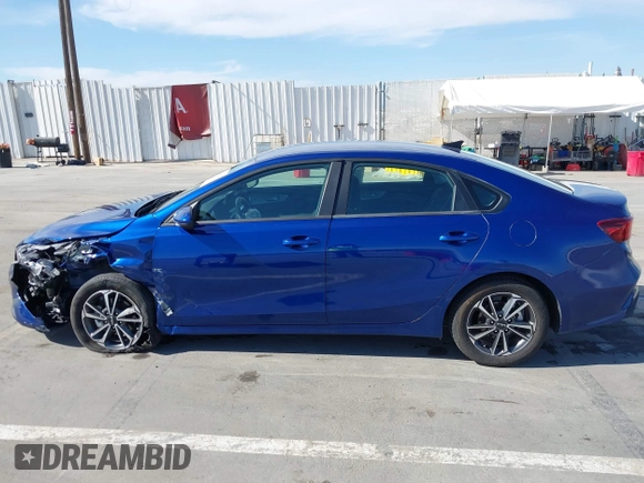 2024 Kia Forte LXS with VIN 3KPF24AD9RE726974, listed as a IAAI auction lot 42014926 with 24,380 mi miles. Bid and sale history available at carsss.com. Image 14.