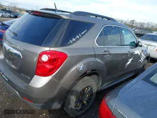 2012 Chevrolet Equinox LT w/1LT with VIN 2GNFLEEK8C6296512, listed as a IAAI auction lot 41725987 with 999,999 mi miles. Bid and sale history available at carsss.com. Image 4.