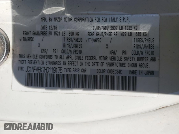 2017 FIAT 124 Spider Lusso z VIN JC1NFAEK7H0119175, wystawiony jako Copart lot #89142865 z przebiegiem Nie podano mil oraz Szkoda całkowita • Salvage title. Historia ofert i sprzedaży dostępna na DreamBid. Obrazek 12.
