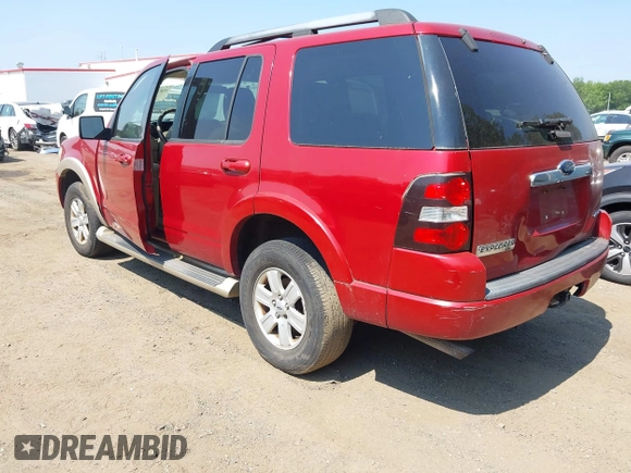 2009 Ford Explorer XLT with VIN 1FMEU73E79UA42855, listed as a IAAI auction lot 42826916 with Not provided miles and . Bid and sale history available at DreamBid. Image 3.