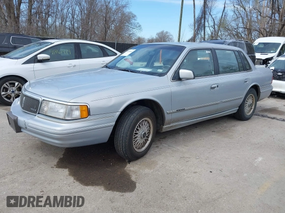 1994 Lincoln Continental with VIN 1LNLM9846RY605390, listed as a IAAI auction lot 41839116 with 100,151 mi miles and . Bid and sale history available at DreamBid. Image 2.