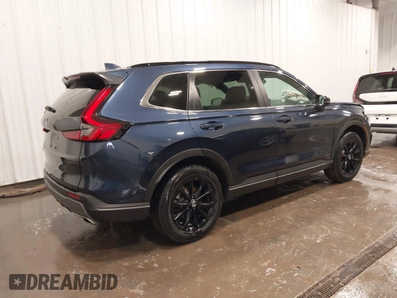 2025 Honda CR-V Sport-L with VIN 7FARS6H86SE048805, listed as a IAAI auction lot 41948021 with 8,532 mi miles and . Bid and sale history available at DreamBid. Image 4.