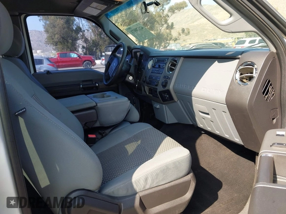 2012 Ford F-250 XLT with VIN 1FT7X2AT8CEB40321, listed as a IAAI auction lot 42170071 with 282,492 mi miles and . Bid and sale history available at DreamBid. Image 5.