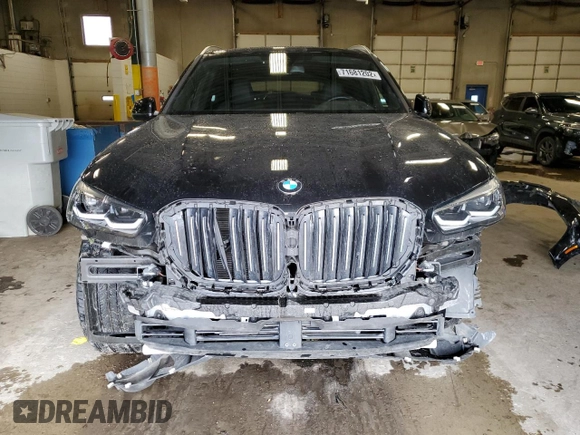 2021 BMW X5 xDrive40i with VIN 5UXCR6C09M9D94196, listed as a Copart auction lot 71681202 with 32,023 mi miles. Bid and sale history available at carsss.com. Image 5.