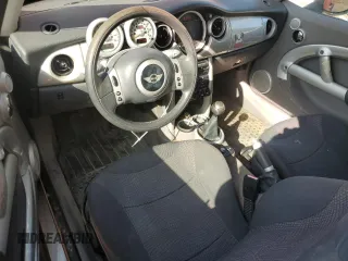 2002 MINI Hardtop with VIN WMWRC33452TC38393, listed as a Copart auction lot 51518205 with 94,609 mi miles and Clean Title. Bid and sale history available at DreamBid. Image 8.