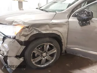 2019 GMC Acadia Denali with VIN 1GKKNXLS6KZ142226, listed as a IAAI auction lot 40453039 with 21,770 mi miles and . Bid and sale history available at carsss.com. Image 6.