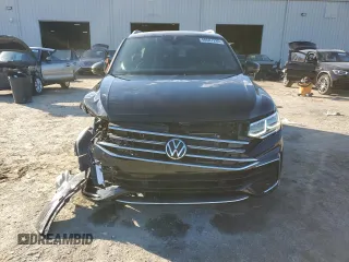 2023 Volkswagen Tiguan SEL R-Line z VIN 3VV4B7AX5PM060218, wystawiony jako Copart lot #88687235 z przebiegiem 37 997 mil mil oraz Szkoda całkowita • Salvage title. Historia ofert i sprzedaży dostępna na DreamBid. Obrazek 5.