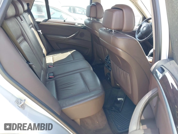 2010 BMW X5 35d with VIN 5UXFF0C56ALT75261, listed as a IAAI auction lot 42360895 with 122,254 mi miles and . Bid and sale history available at DreamBid. Image 8.