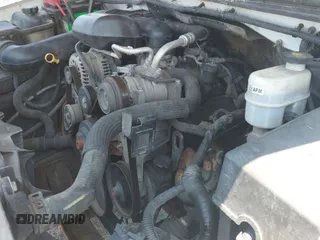 2013 Chevrolet Silverado 1500 Work Truck с VIN 1GCNCPEX8DZ413085, выставлен на аукционе IAAI как лот 43104736 с пробегом 169 814 миль миль и . История ставок и продаж доступна на DreamBid. Изображение 19.
