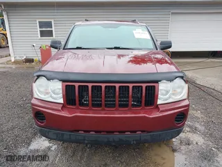 2007 Jeep Grand Cherokee Laredo with VIN 1J8GR48K27C583108, listed as a IAAI auction lot 41994761 with 188,171 mi miles. Bid and sale history available at carsss.com. Image 13.