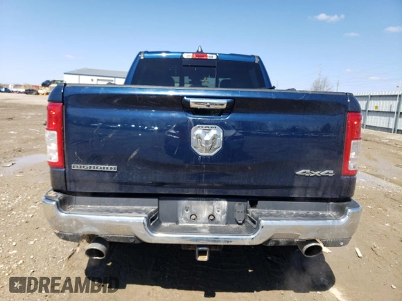 2019 Ram 1500 Big Horn z VIN 1C6SRFFT3KN895368, wystawiony jako Copart lot #52395125 z przebiegiem 101 665 mil mil oraz Czysty tytuł • Clean title. Historia ofert i sprzedaży dostępna na DreamBid. Obrazek 6.